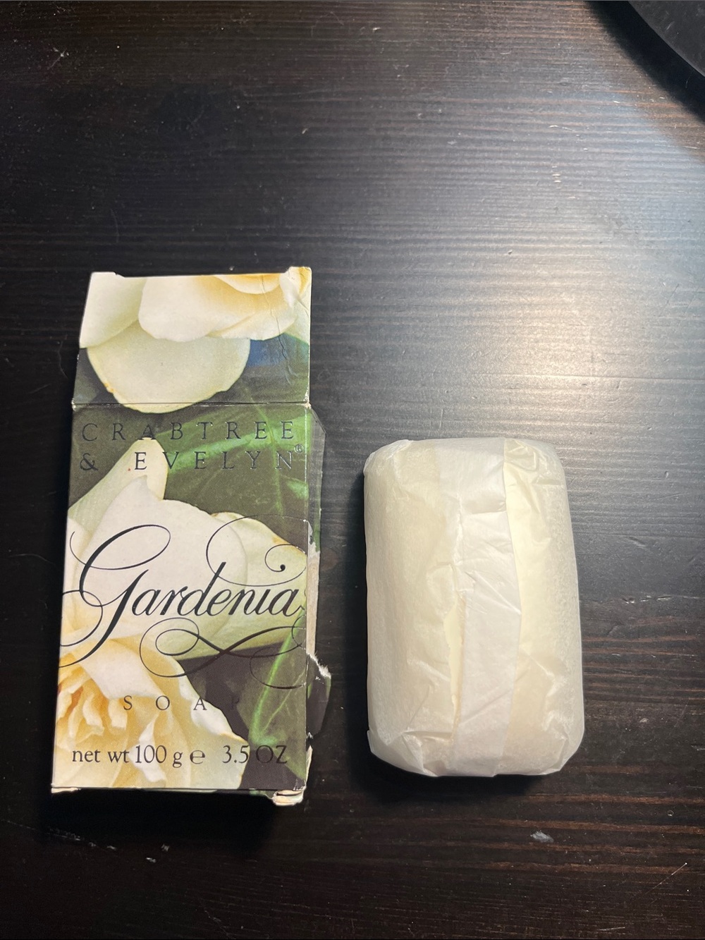 Vintage 1990s Crabtree & Evelyn Gardenia Soap Bar - Cream and Green Packaging